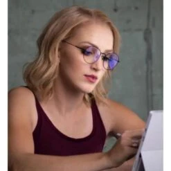 Gunnar - Ellipse - Lunettes Anti Lumiere Bleue - Monture Ronde Noire Métal Et Verres Transparents - Filtrent 35% -Michael Kors || Guess || Festina Soldes gunnar ellipse lunettes anti lumiere bleue monture ronde noire metal et verres transparents filtrent 35 0811127019864 477359